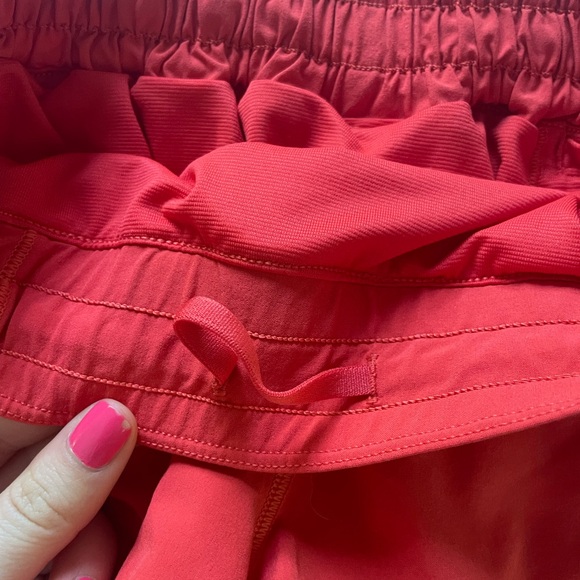 Lululemon shorts - Picture 4 of 6